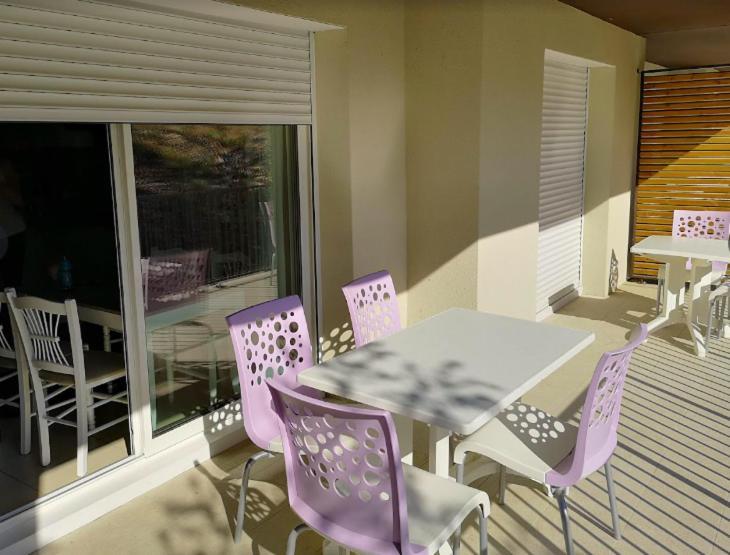 Meuble 6 Personnes Apartment เรอมูแล็งส์ ภายนอก รูปภาพ