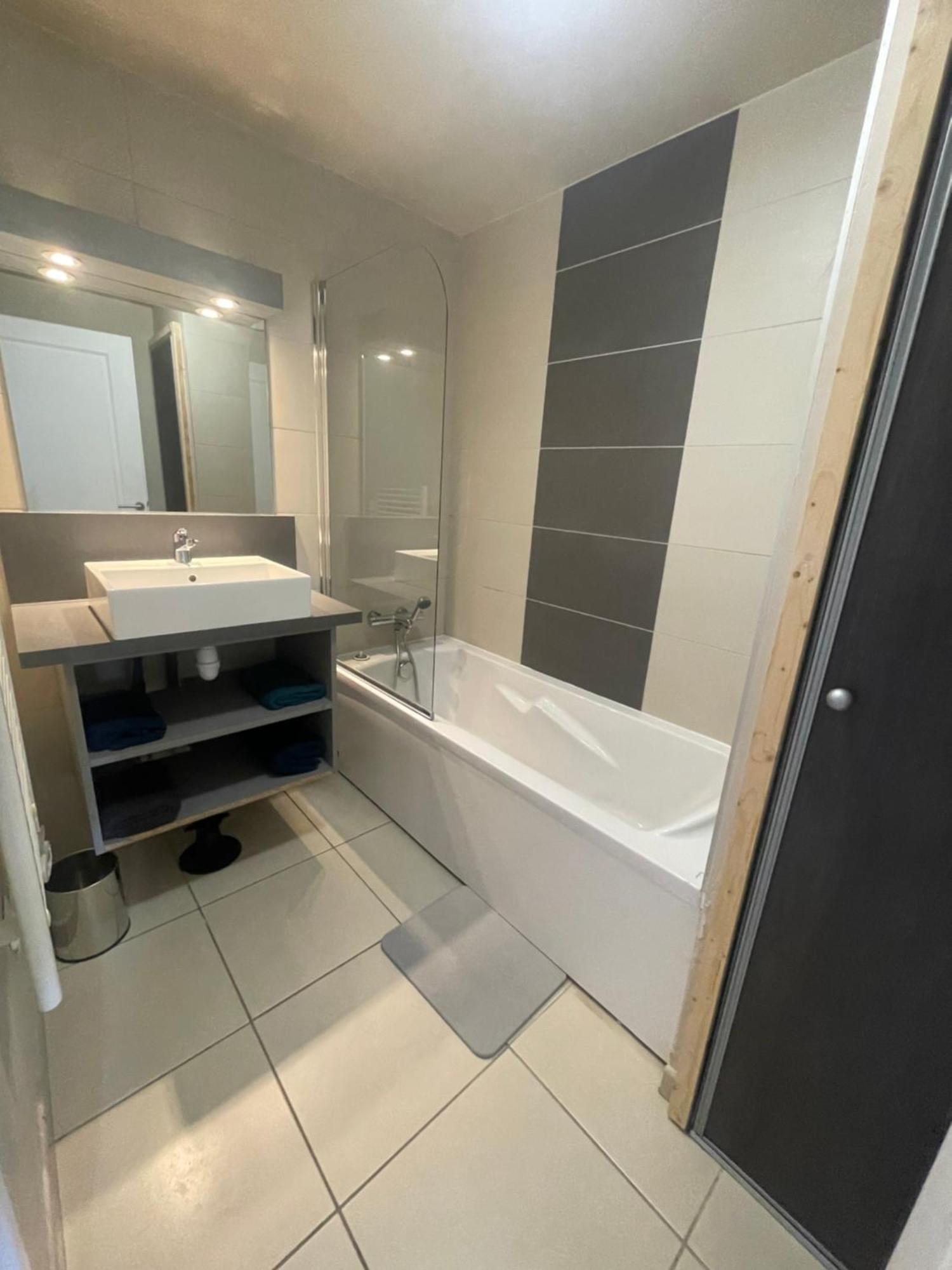 Meuble 6 Personnes Apartment เรอมูแล็งส์ ภายนอก รูปภาพ